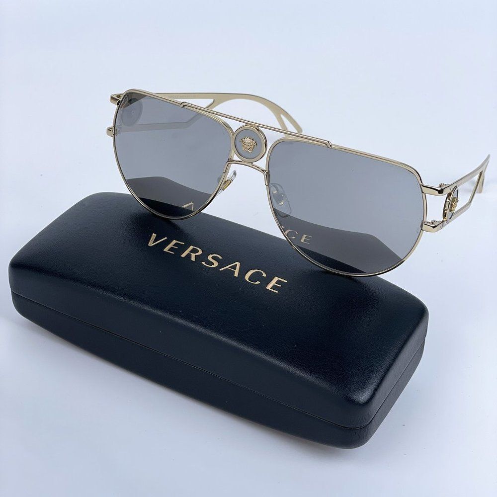 New Versace Ve2225 12526g Pale Gold Grey Aviator Mirrored Unisex Sunglasses